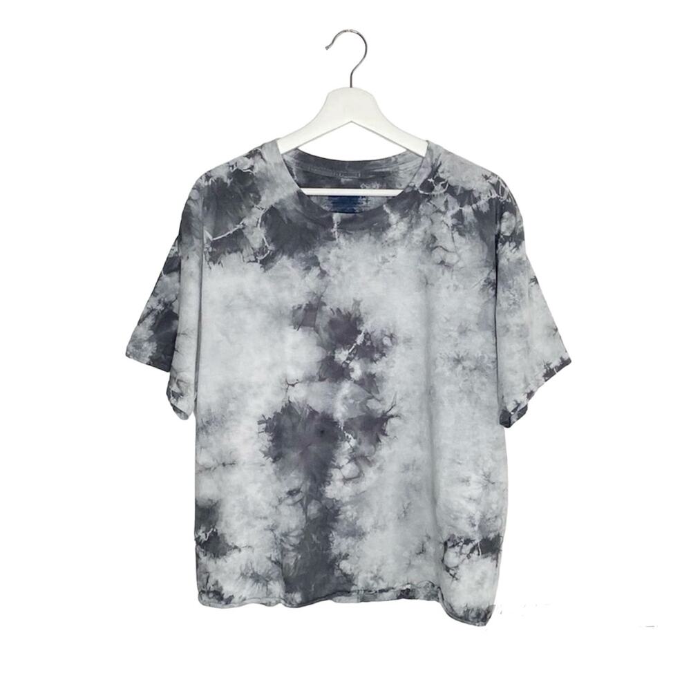 Just ‘Cause Gray Tie Dye Short Sleeve Roll Hem Tee Medium
